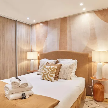 Charming Flat In The Heart Of * Parigi